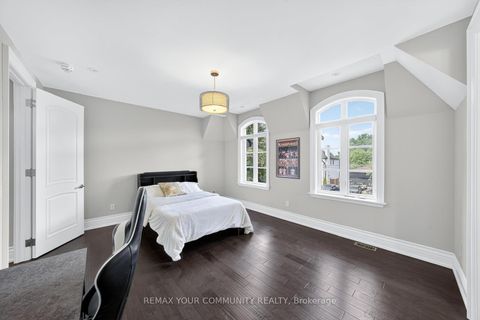 Photo 36 at 1 Lancer Drive, Maple, Vaughan