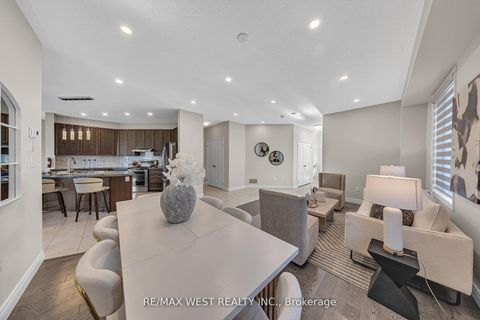 Photo 9 at 2485 Bandsman Crescent, Windfields, Oshawa