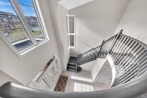 Photo 19 at 2485 Bandsman Crescent, Windfields, Oshawa