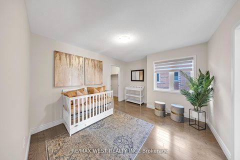 Photo 24 at 2485 Bandsman Crescent, Windfields, Oshawa