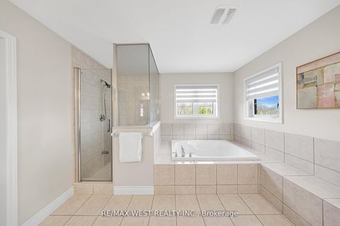 Photo 31 at 2485 Bandsman Crescent, Windfields, Oshawa