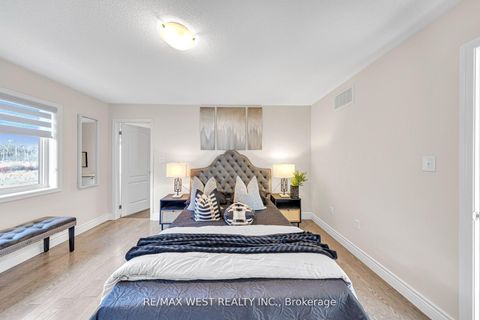 Photo 33 at 2485 Bandsman Crescent, Windfields, Oshawa