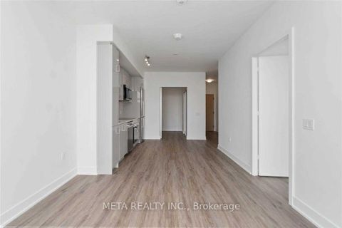 Photo 13 at 13 - 50 George Butchart Drive, CFB, Toronto