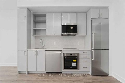 Photo 15 at 13 - 50 George Butchart Drive, CFB, Toronto