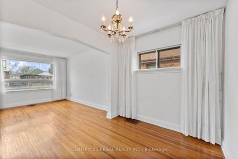 Photo 13 at 191 Alderbrae Avenue, Alderwood, Toronto