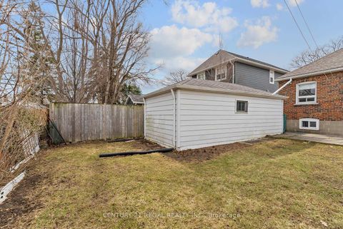 Photo 31 at 191 Alderbrae Avenue, Alderwood, Toronto