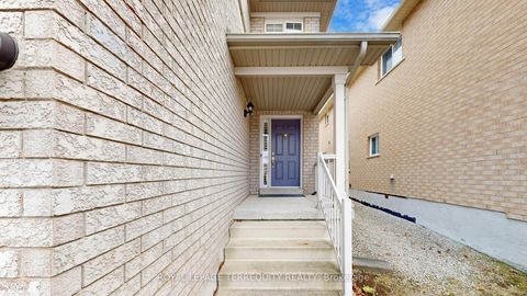 Photo 1 at 61 Quetico Drive, Langstaff, Richmond Hill