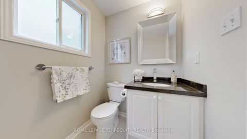 Photo 16 at 61 Quetico Drive, Langstaff, Richmond Hill