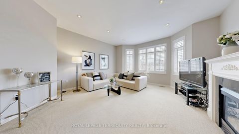 Photo 18 at 61 Quetico Drive, Langstaff, Richmond Hill