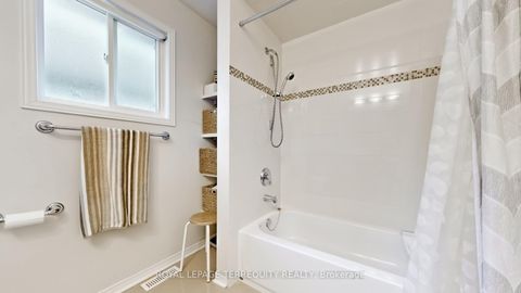 Photo 32 at 61 Quetico Drive, Langstaff, Richmond Hill