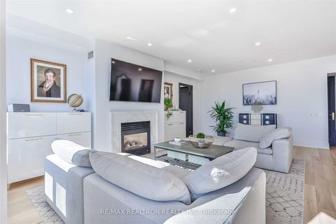 Photo 9 at Lph2511 - 5 Northtown Way, Willowdale East, Toronto