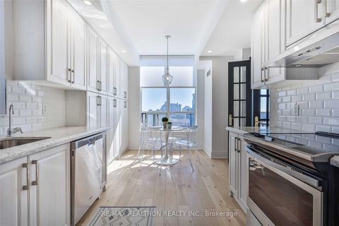 Photo 15 at Lph2511 - 5 Northtown Way, Willowdale East, Toronto