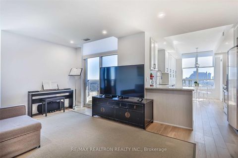 Photo 16 at Lph2511 - 5 Northtown Way, Willowdale East, Toronto