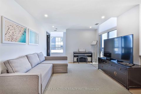 Photo 17 at Lph2511 - 5 Northtown Way, Willowdale East, Toronto