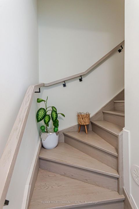 Photo 6 at 1406 - 15 David Eyer Road W, Rural Richmond Hill, Richmond Hill