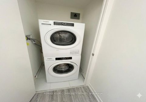 Photo 13 at 1406 - 15 David Eyer Road W, Rural Richmond Hill, Richmond Hill