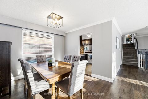 Photo 10 at 489 Crestwood Drive, O'Neill, Oshawa