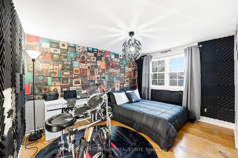 Photo 33 at 489 Crestwood Drive, O'Neill, Oshawa