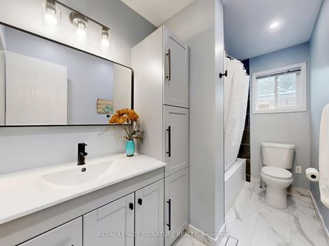 Photo 27 at 1070 Summitview Crescent, Pinecrest, Oshawa