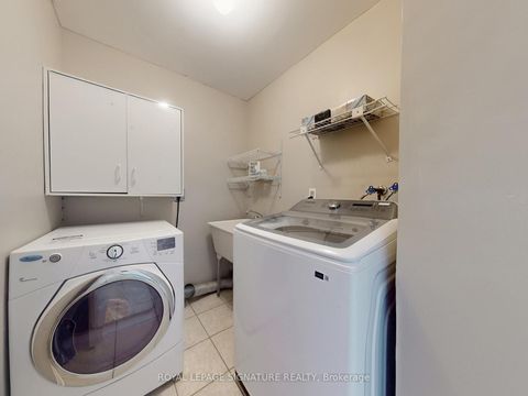 Photo 28 at 1070 Summitview Crescent, Pinecrest, Oshawa