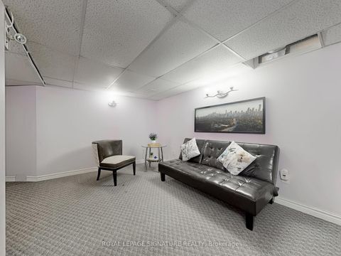 Photo 31 at 1070 Summitview Crescent, Pinecrest, Oshawa