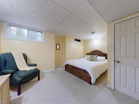 Photo 32 at 1070 Summitview Crescent, Pinecrest, Oshawa