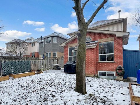 Photo 43 at 1070 Summitview Crescent, Pinecrest, Oshawa