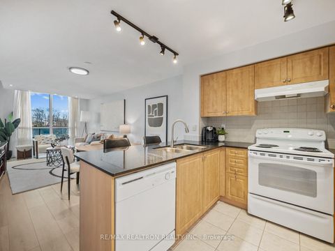 Photo 6 at 318 - 503 Beecroft Road, Willowdale West, Toronto