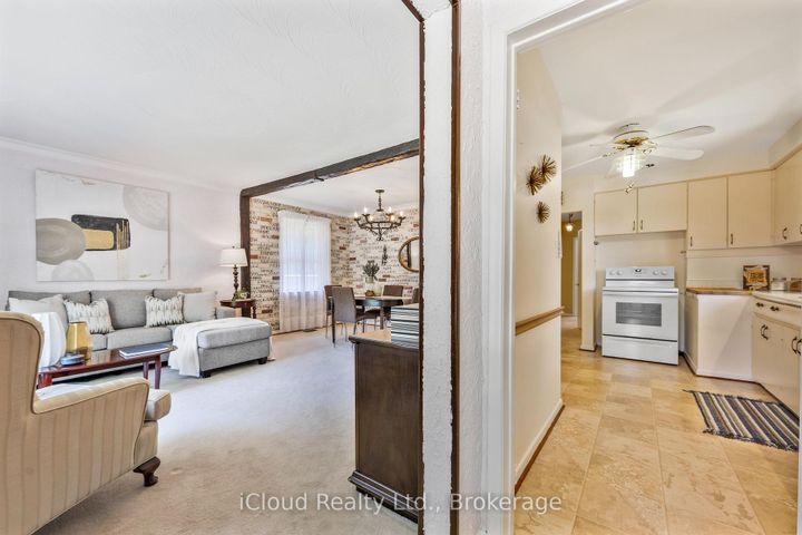 Photo 6 at 192 Beechgrove Drive, West Hill, Toronto