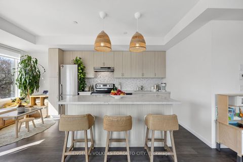 Photo 7 at 42 - 300 Alex Gardner Circle, Aurora Heights, Aurora