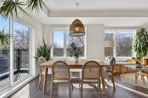 Photo 19 at 42 - 300 Alex Gardner Circle, Aurora Heights, Aurora