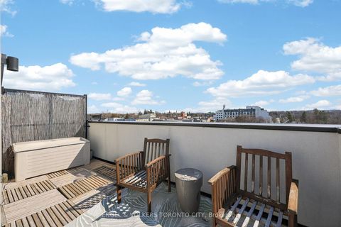 Photo 34 at 42 - 300 Alex Gardner Circle, Aurora Heights, Aurora