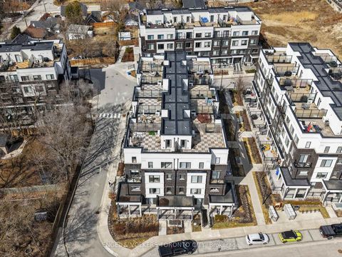 Photo 47 at 42 - 300 Alex Gardner Circle, Aurora Heights, Aurora