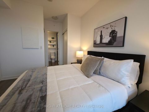 Photo 11 at NE616 - 9205 Yonge Street, Langstaff, Richmond Hill