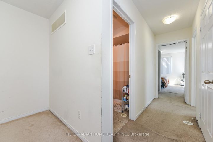 Photo 27 at 83 - 60 Fairwood Circle, Wellington, Brampton