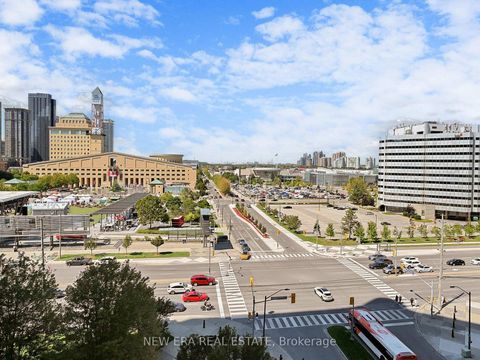 Photo 1 at 923 - 3888 Duke Of York Boulevard, City Centre, Mississauga