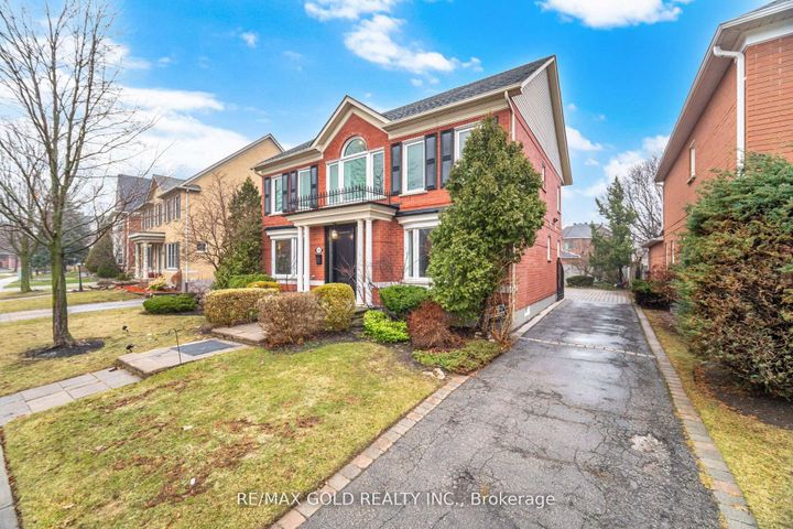 Photo 1 at 2441 Capilano Crescent, RO River Oaks, Oakville