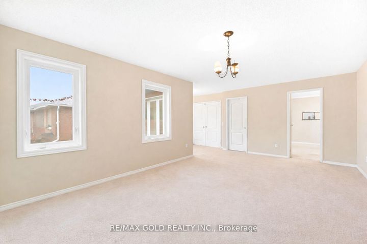 Photo 20 at 2441 Capilano Crescent, RO River Oaks, Oakville