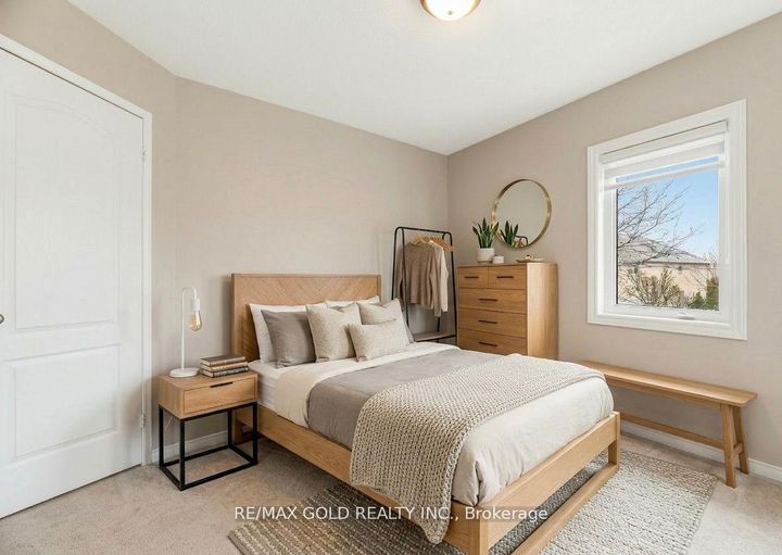 Photo 23 at 2441 Capilano Crescent, RO River Oaks, Oakville