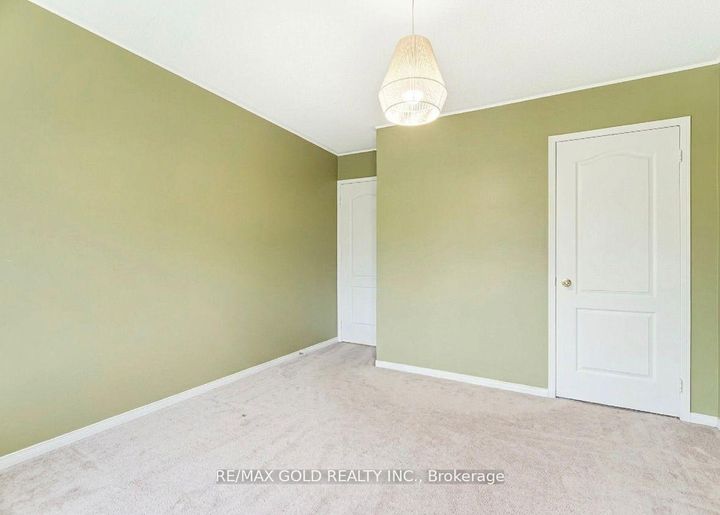 Photo 27 at 2441 Capilano Crescent, RO River Oaks, Oakville