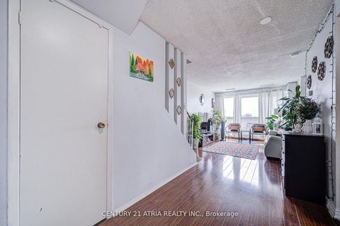 Photo 11 at 326 - 4005 Don Mills Road, Hillcrest Village, Toronto