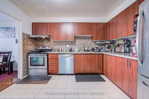 Photo 20 at 326 - 4005 Don Mills Road, Hillcrest Village, Toronto