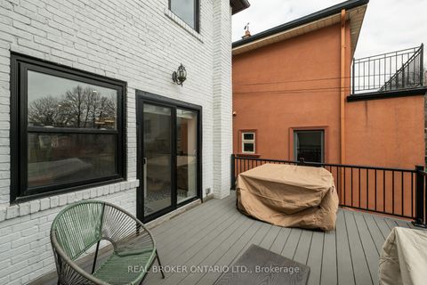 Photo 7 at 287 High Park Avenue, Junction Area, Toronto