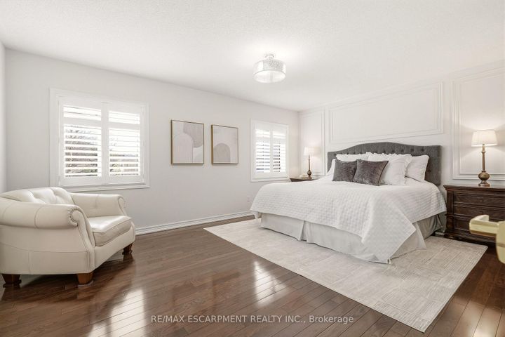 Photo 19 at 3133 Hiram Terrace, GO Glenorchy, Oakville