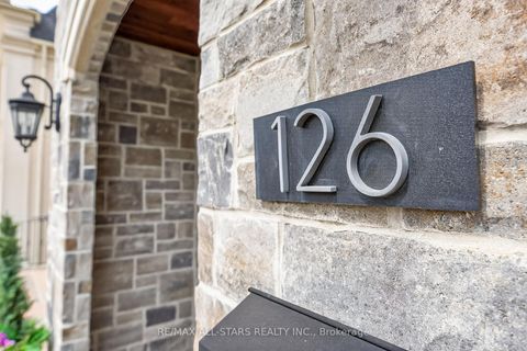 Photo 2 at 126 Hillview Road, Aurora Village, Aurora