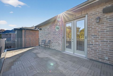 Photo 35 at 126 Hillview Road, Aurora Village, Aurora