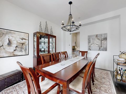 Photo 7 at 98 Church Street, Keswick North, Georgina