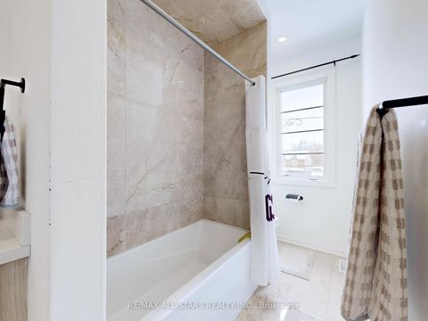 Photo 21 at 98 Church Street, Keswick North, Georgina