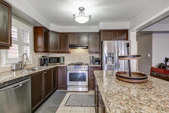 Photo 18 at 30 Killick Road, Northwest Brampton, Brampton