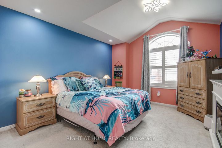 Photo 32 at 30 Killick Road, Northwest Brampton, Brampton